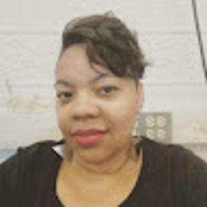 Meet your Posher, Monique